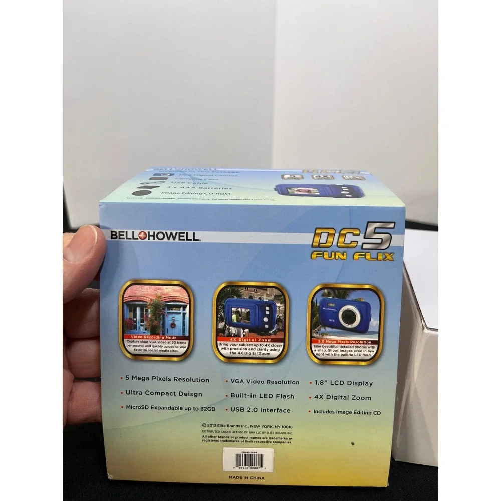 Bell+Howell DC5 Fun Flix Digital Camera Red Open Box Kit Y2K Digicam Toy Camera
